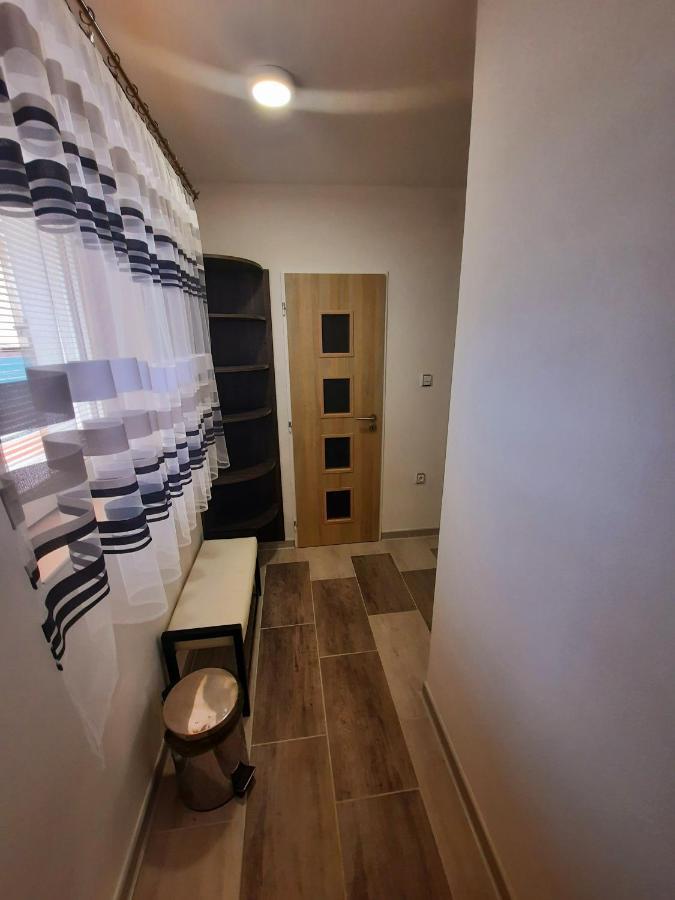 Apartman Sen Petrov Exteriör bild